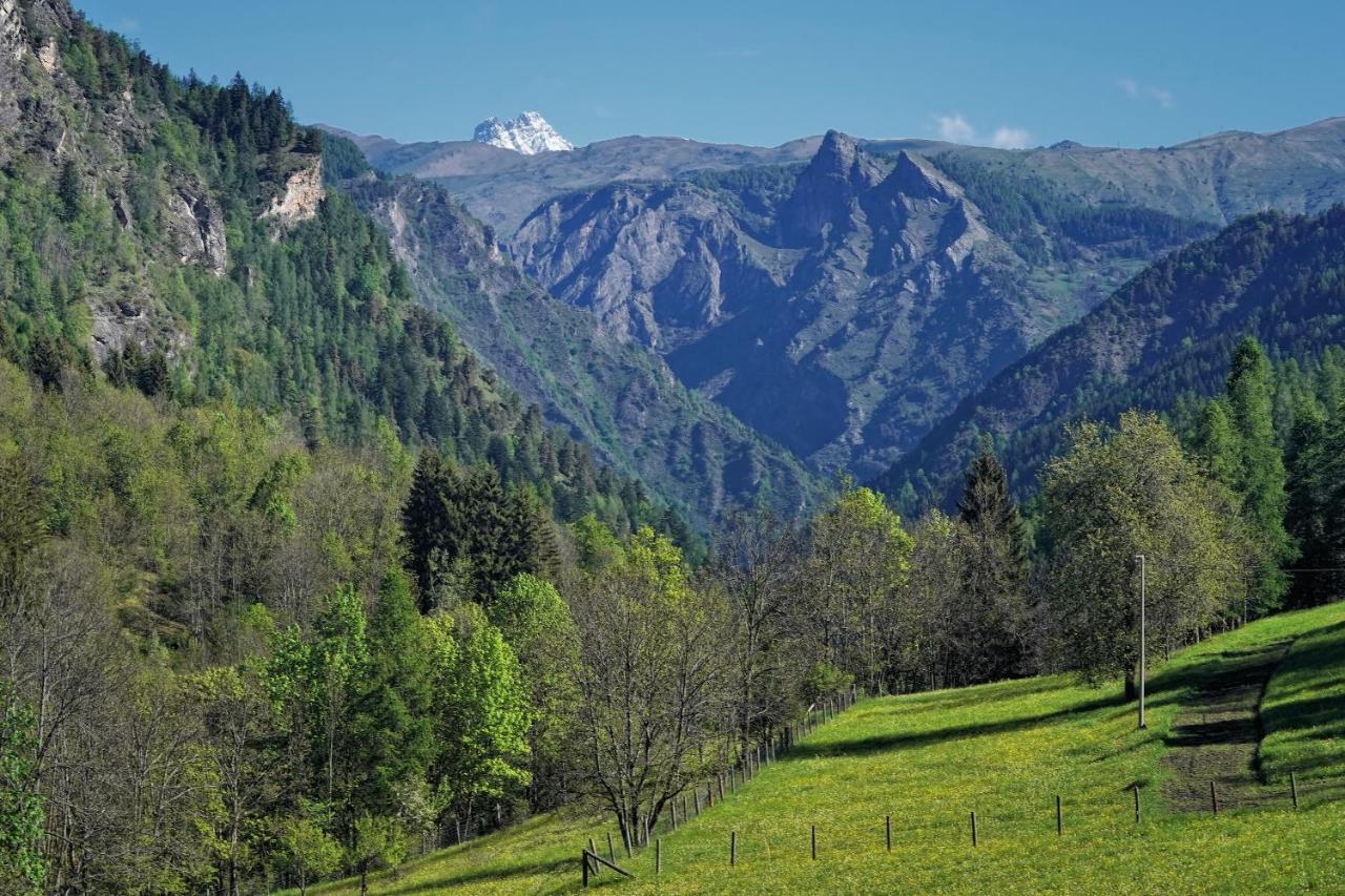 Pensione Albergo Diffuso Ceaglio Valle Maira Marmora Luaran gambar