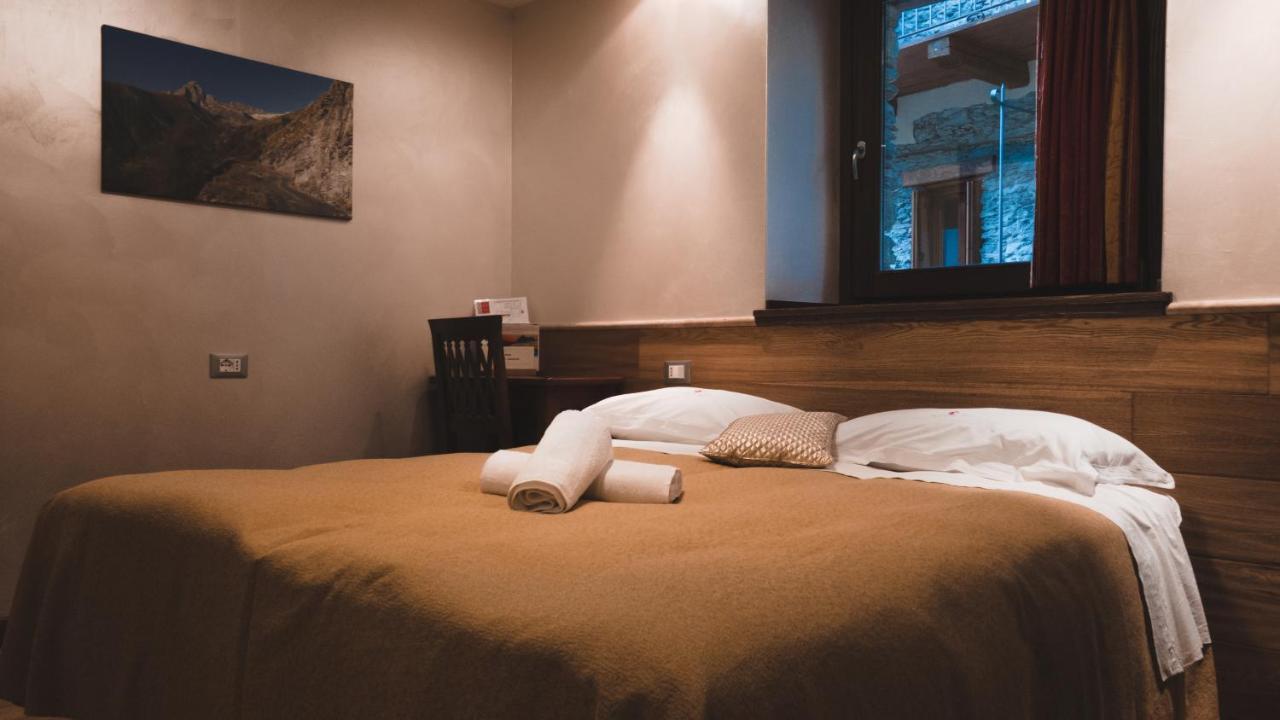 Pensione Albergo Diffuso Ceaglio Valle Maira Marmora Luaran gambar
