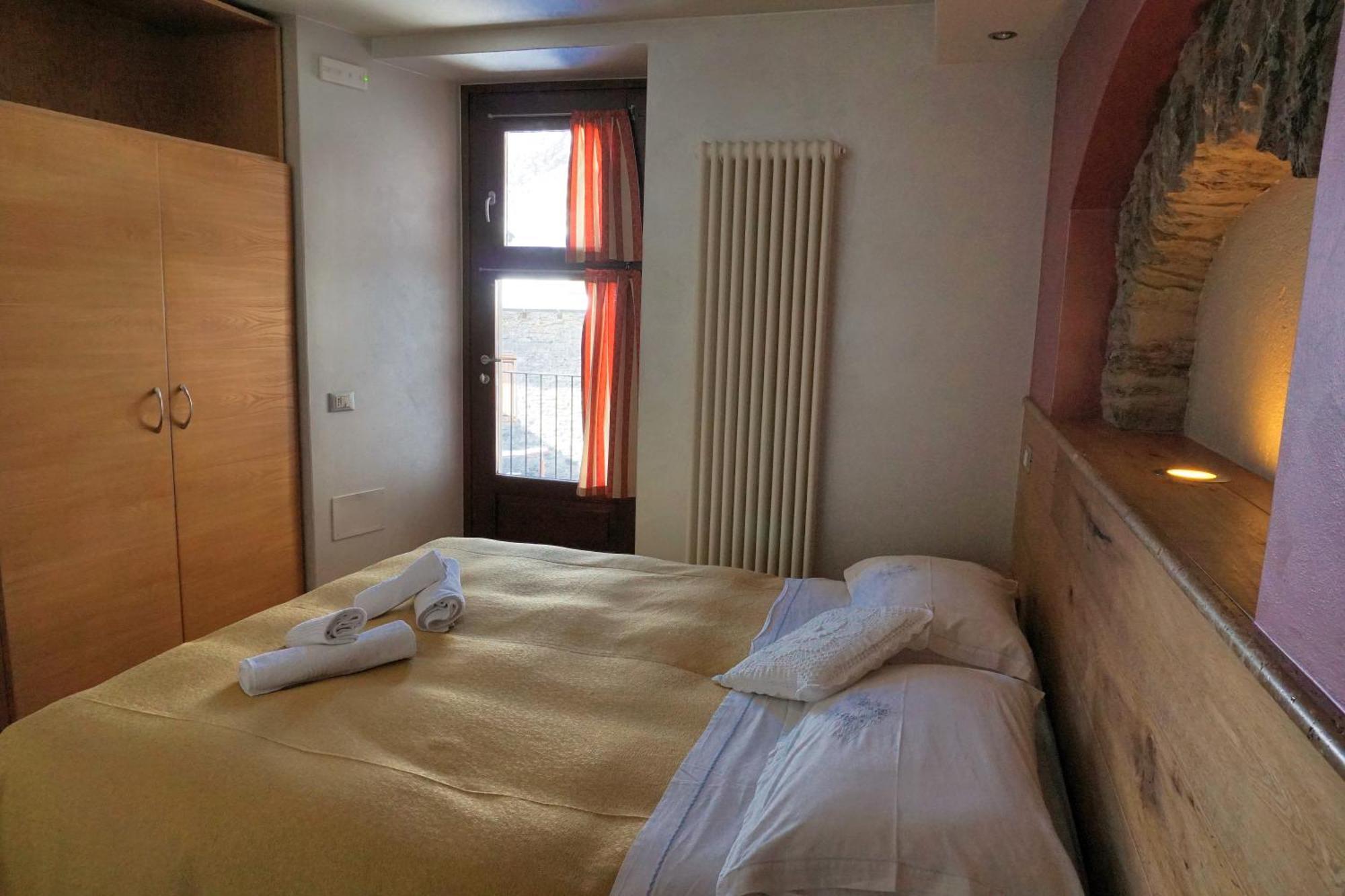 Pensione Albergo Diffuso Ceaglio Valle Maira Marmora Luaran gambar